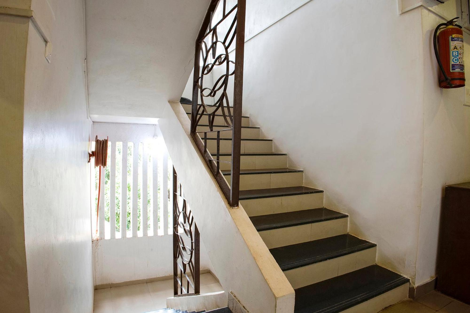 Fabhotel Comfort Stays - Nr Miramar Beach Panaji Extérieur photo